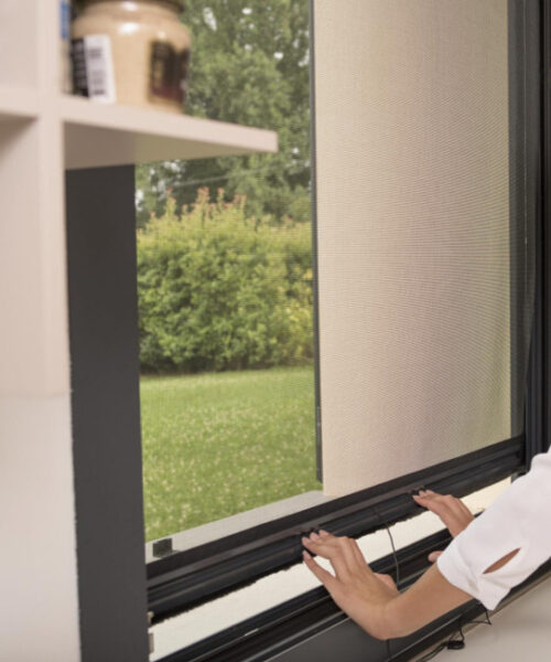 moustiquaire-perpignan-menuisier-66000-fenetre-baie-vitree